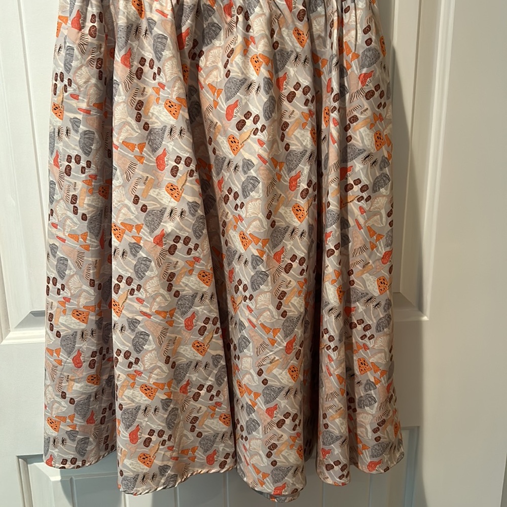 Retrolicious Mushroom Pocketed Dress With Pink Wrap Cardigan - Picture 6 of 16